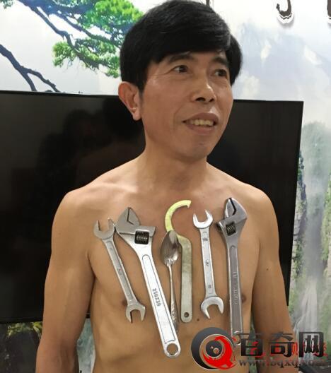 浙江现万磁王 身体能吸2斤重金属