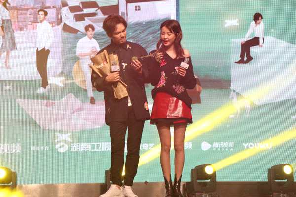 珂兰携《凉生》剧中同款钻饰惊艳亮相北京见面会