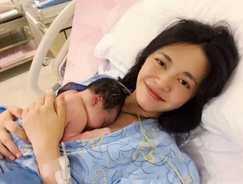 因安徽教师虐童案 姚晨呼吁关爱留守儿童群体