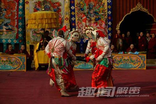 探秘老北京雍和宫的“打鬼”习俗