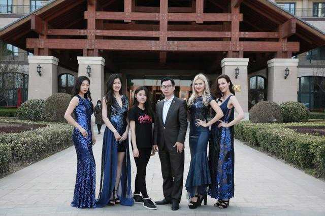 美国巴比松模特学校少儿T台时尚摄影体验店落户北京