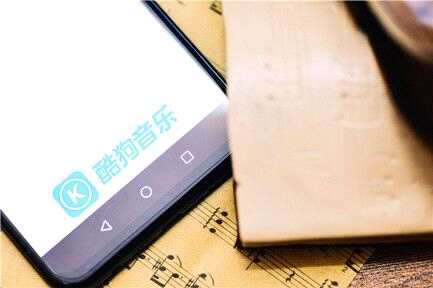 抖音穿着腐锈的铁衣呼唤城门开是什么歌谁唱的 北京一夜在哪听歌词