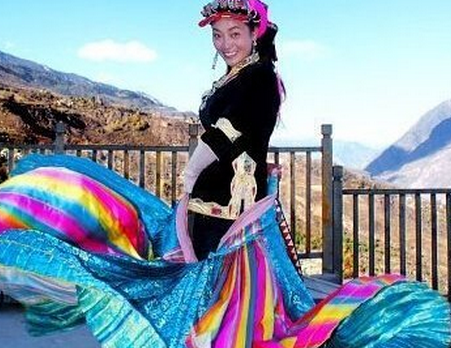 神秘的四川女王谷 竟然可以嫁多夫_0