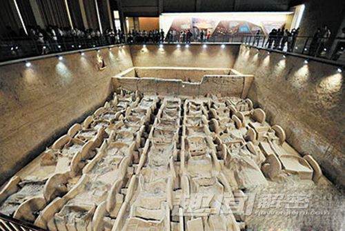 四川魏晋崖墓群 竟惊现王母娘娘符号