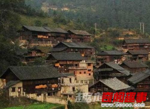 揭秘贵州埋葬活人的“活人坟”