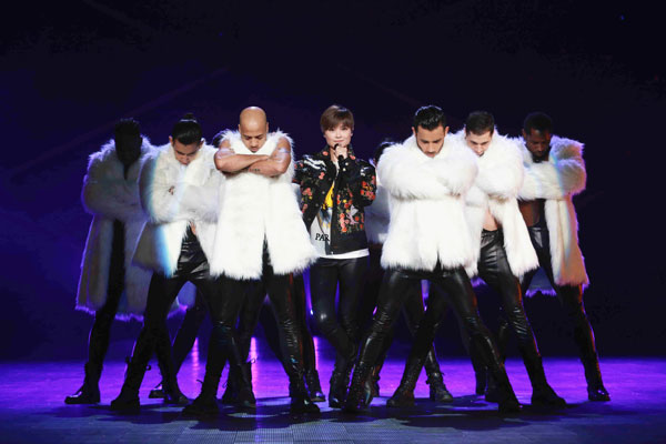 2017卫视春晚齐打亲情牌 湖南卫视小年夜打头阵