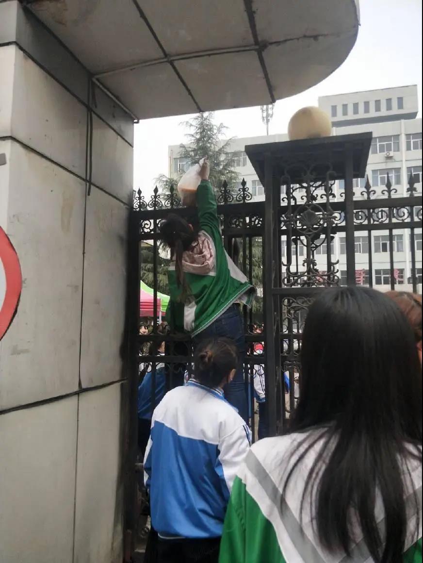 扔学生外卖，大连、黑龙江、广州高校是为安全还是为食堂？