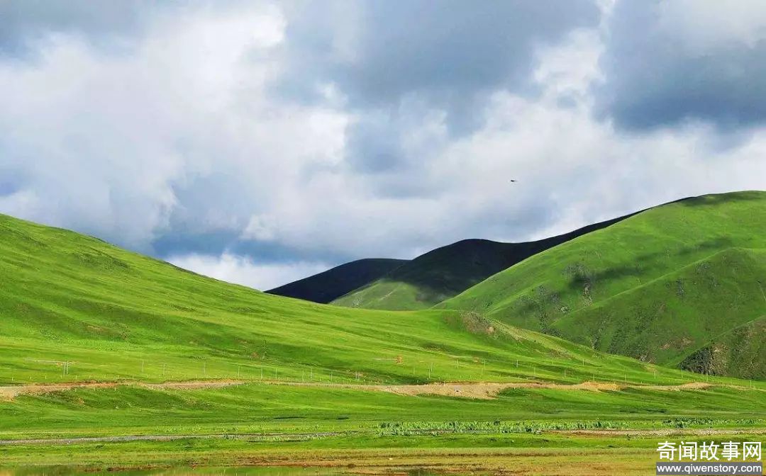 它只是四川的一个州，却霸占了川西美景的半壁江山！