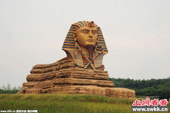 安徽狮身人面像腹中藏多尊佛像动物