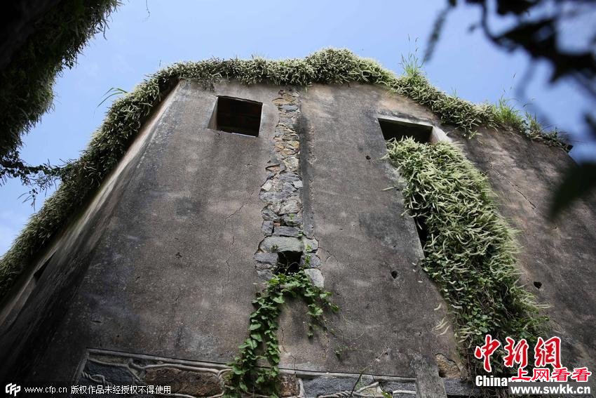 浙江一荒废几十年古村变身童话世界 图