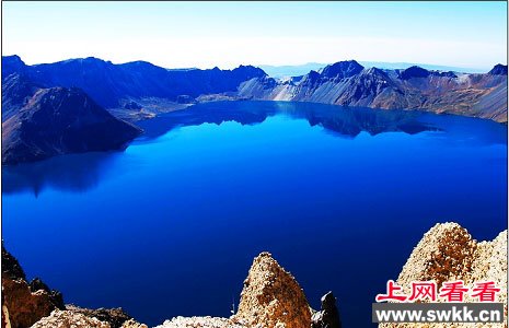 长白山天池火山世界上海拔最高最深的