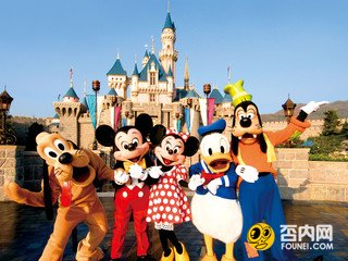 上海迪士尼乐园票价公布：高峰日499平日370