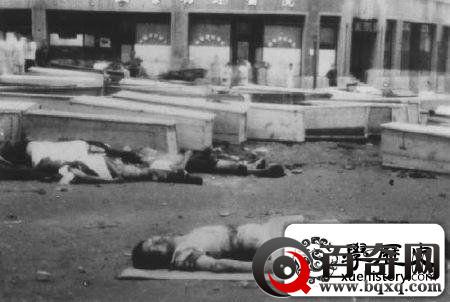 残酷现实，淞沪会战中国空军误炸上海市区千余人伤亡现场