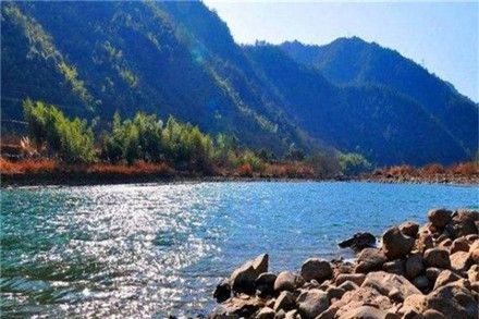 四川挖出一座水下古墓，专家过来考察后，说：千年谜团终于解开了