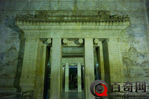 揭秘乾隆陵墓神秘女尸 为何尸身不腐面目如生