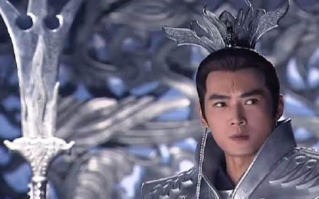 听到祭赛国夜明珠被盗，二郎神因何先吃一惊？又替万圣龙王说了情