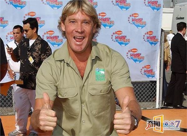 女子泰国度假遭黄貂鱼攻击 险象环生