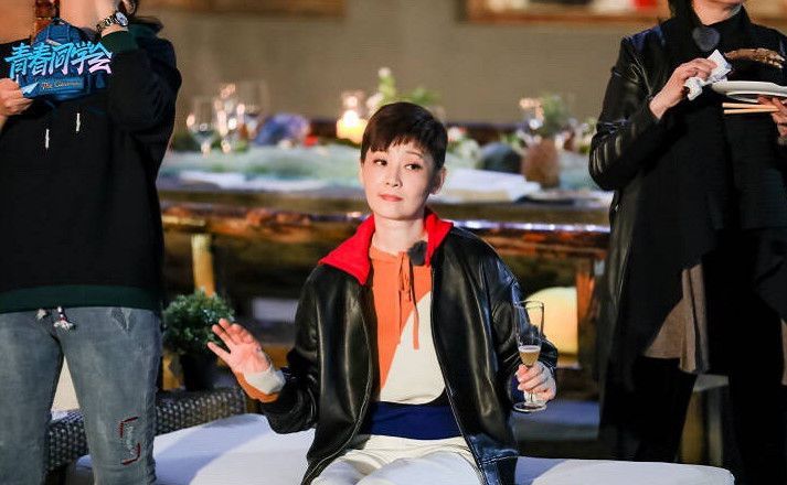 陈红嫁给陈凯歌亏大了？同是导演妻子，徐帆蒋雯丽比她美多了