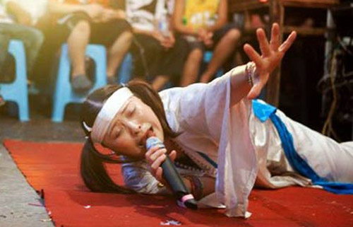 世界最牛职业榜首 鉴黄师天天看A片