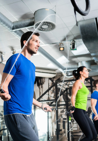 鲍喜顺重获“世界第一高人”称号(图)