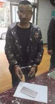 恐怖!女子半夜惊醒发现床边站着两男人 开口就提钱