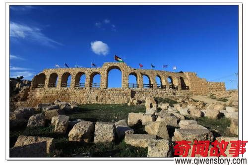 男人最想待的地方：女警女犯，普通女人都是顶级美女？