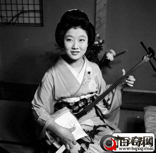 二战期间罕见日本艺妓服侍西方军人真实全过程