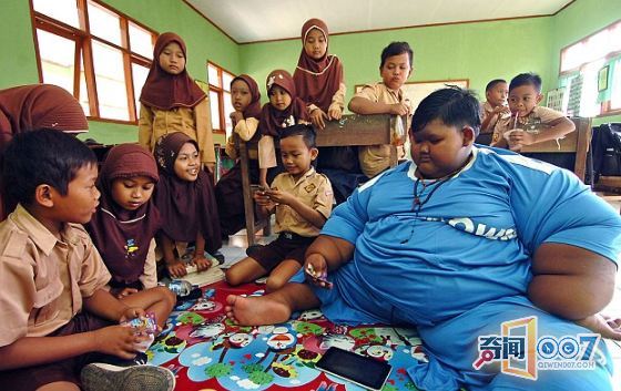 永远饥饿”的男孩