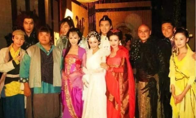 刘诗诗产子昔日仙剑姐妹杨幂唐嫣集体沉默,却都为张靓颖新歌造势