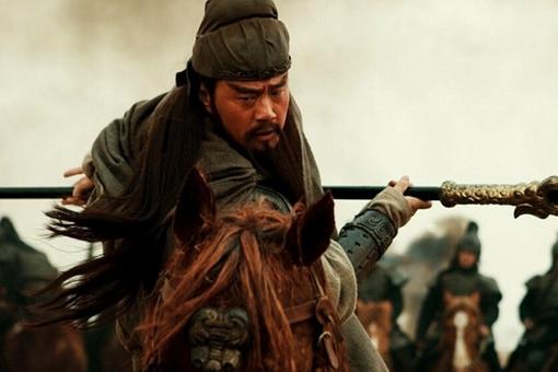 关羽在遇到刘备之前是做什么的-为何关羽如此勇猛-