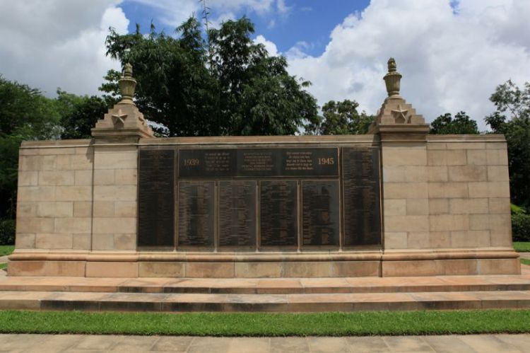 注意，缅甸涛建战争公墓中所葬不是远征军