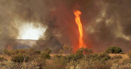 各地惊现火焰龙卷风 火焰龙卷风是怎样形成的_0