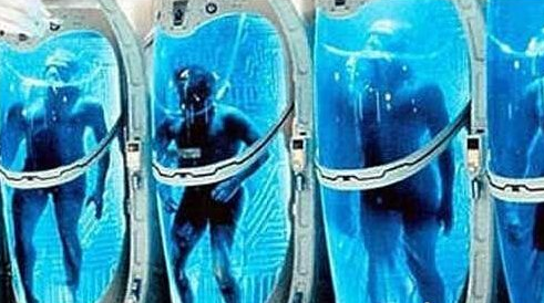 泰国夫妇冷冻女儿遗体 望未来能够复活