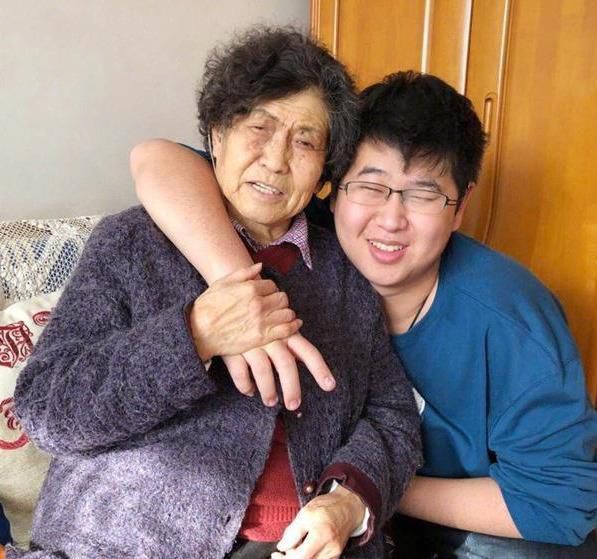 倪萍退出央视春晚背后有一段辛酸往事，“我一直活得像个战士”