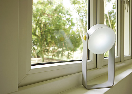 在自家养蜂 Beehive城市蜂巢 人们不错的休闲场所