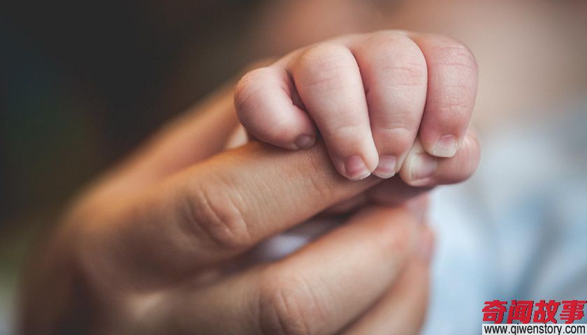 婴儿食用替代奶死亡 素食父母将获刑18年