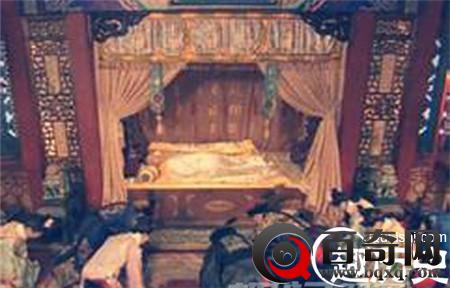 野史解读：嘉庆皇帝死后为什么会没有棺材？