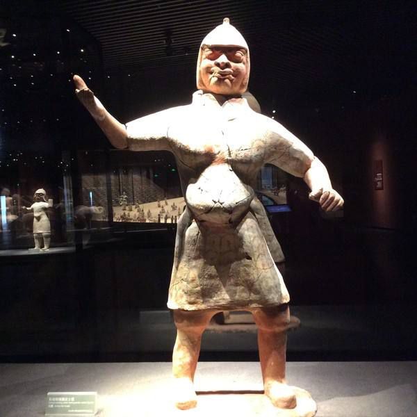 大同宋绍祖墓出土石椁,上面刻着十五个字,泄露了它的造价之谜