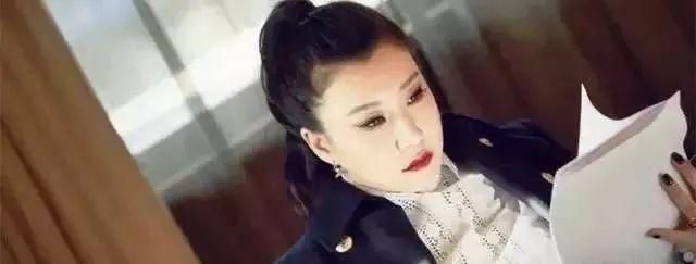 曾被周星驰雪藏近十年，看38岁的她励志人生！