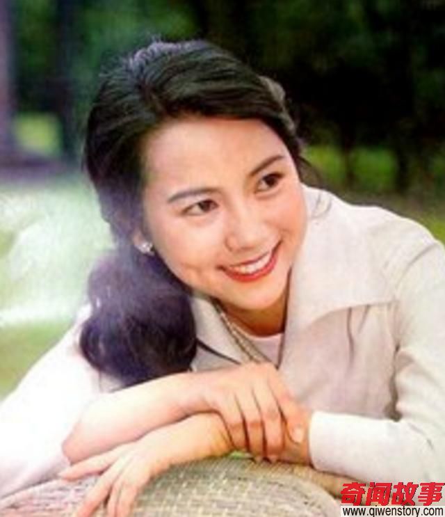 娱乐圈最大的老赖，借款500万，迟迟不还，上法庭才还4.5万！_0