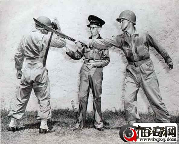 美军也有大刀队？也砍过日军？跟中国大刀队比，谁更厉害？