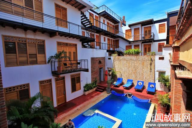 南美第二古老城市，有美好的沙滩和酒店，也有站街女