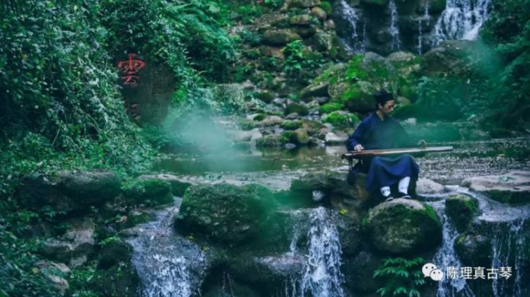 漫谈古琴-人养琴，琴亦养人