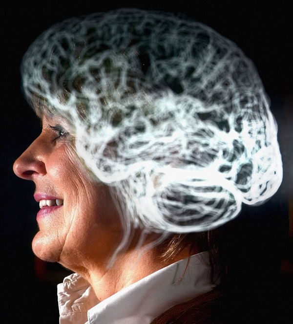 科学家利用干细胞技术制出人造脑 完美模拟人脑