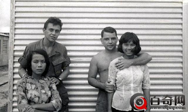 越战罕见秘照-南越美女到美军基地慰劳大兵(组图)