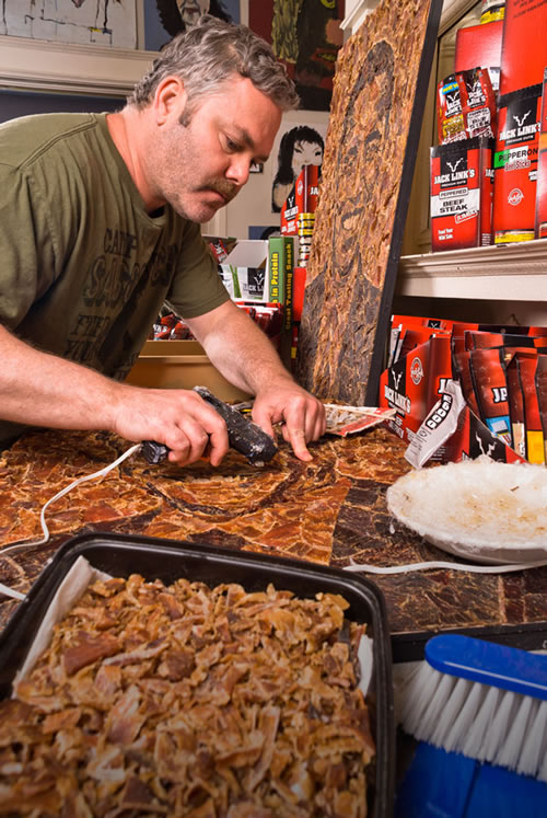 “牛肉干”总统选举肖像画 花了50个小时完成这个作品