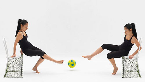 lazy football 玩玩椅子上的足球