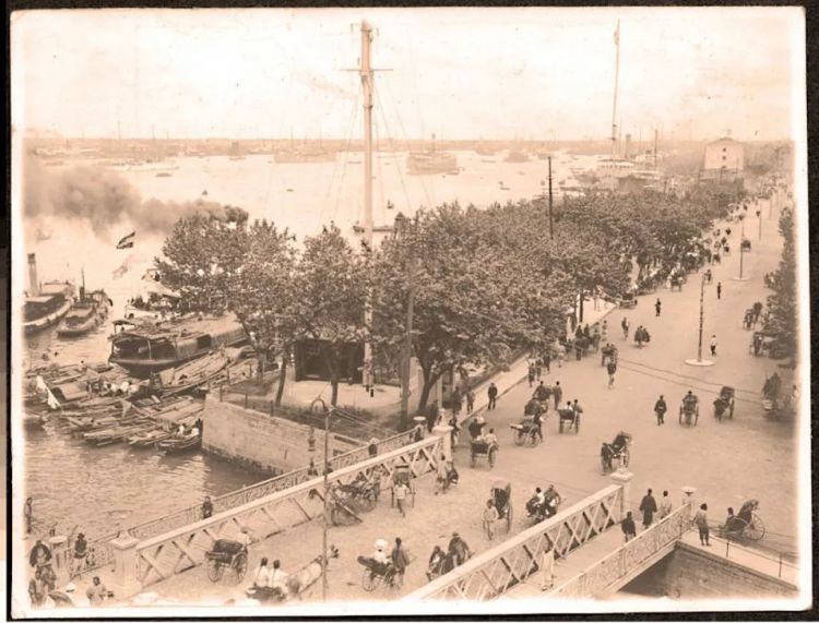 【记忆】曾为轮船保驾护航，外滩信号台你了解多少？