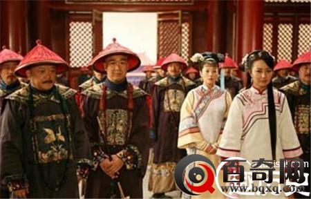 纪晓岚偷偷地在翰林院干什么事？结果被乾隆整