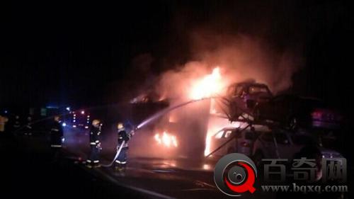 运豪车货车起火 杭州1装新车货车凌晨起火 3个男人拯救数百万元豪车